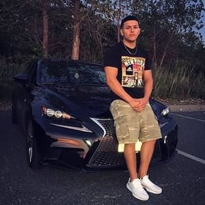 Meet your Posher, Nicholas